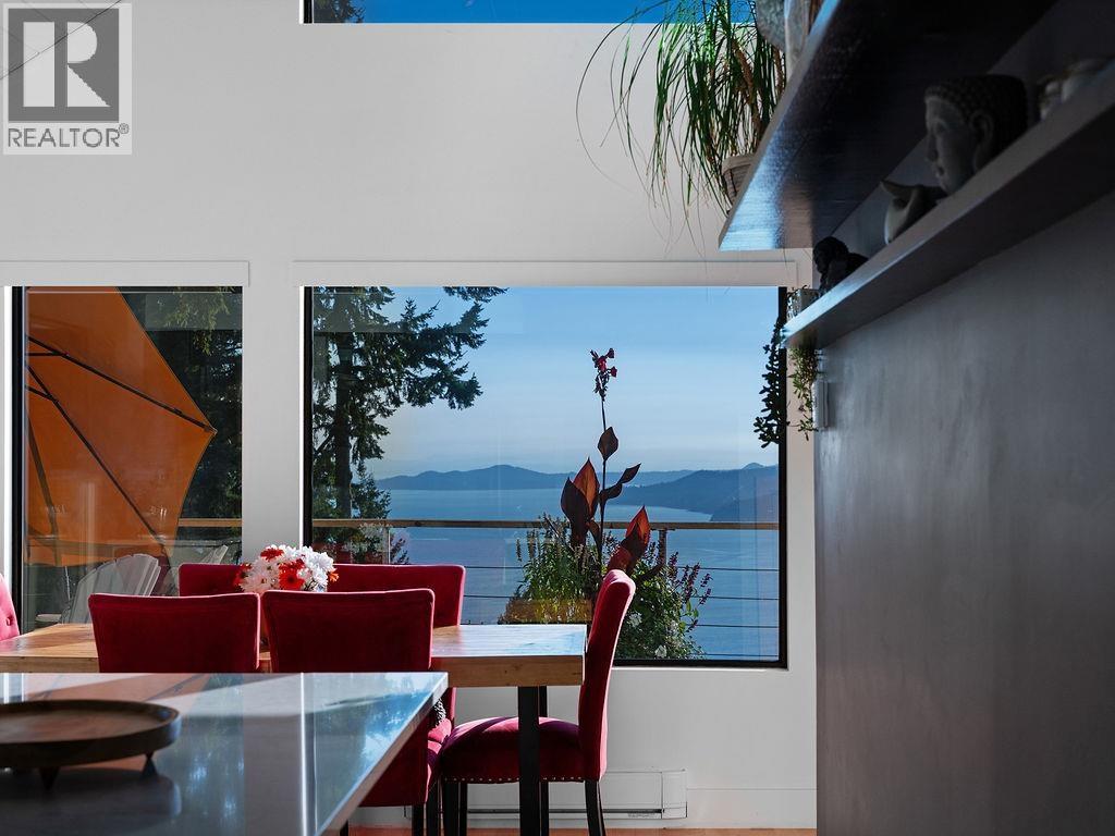 485 TIMBERTOP DRIVE, Lions Bay