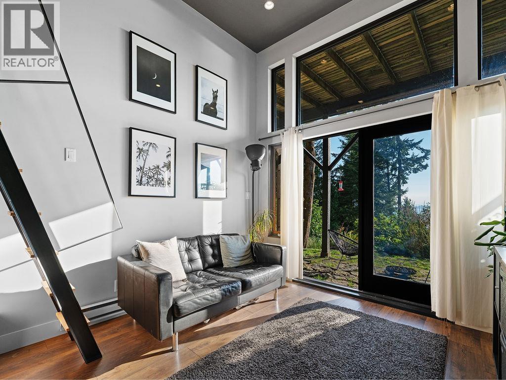 485 TIMBERTOP DRIVE, Lions Bay