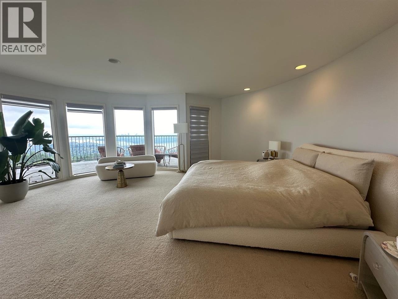 1359 WHITBY ROAD, West Vancouver