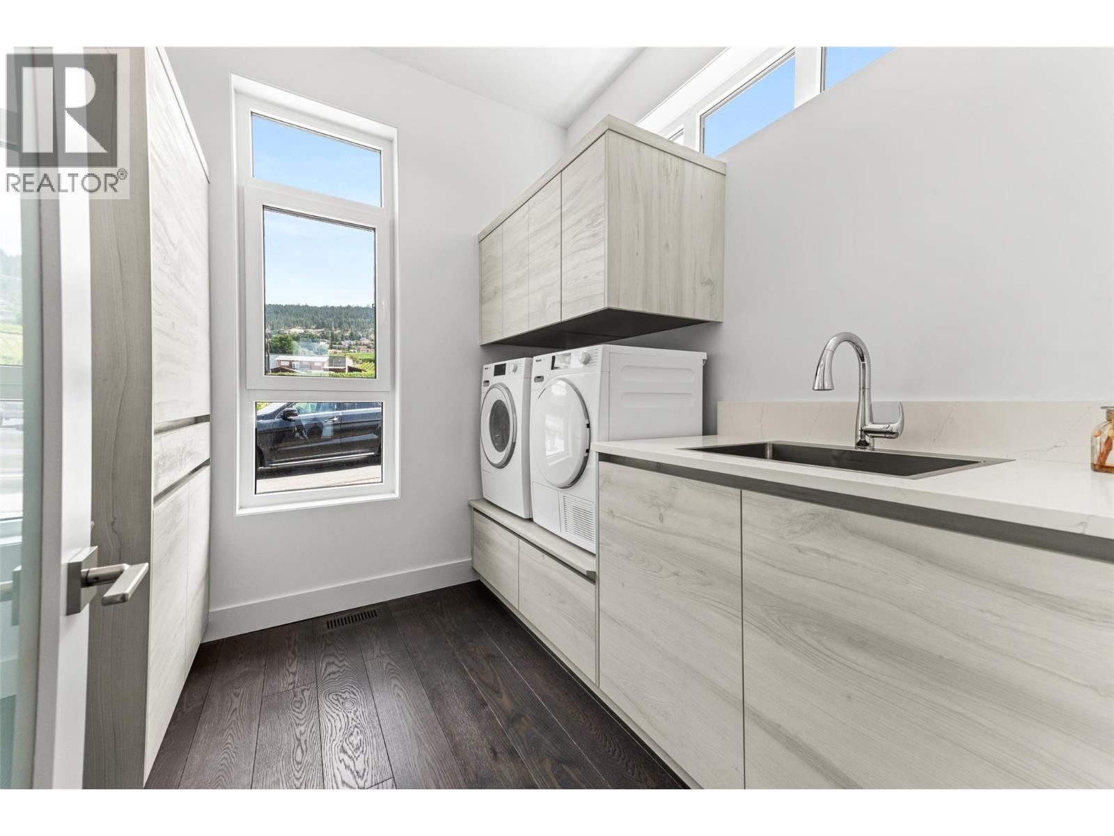 2805 Aikins Loop, Naramata