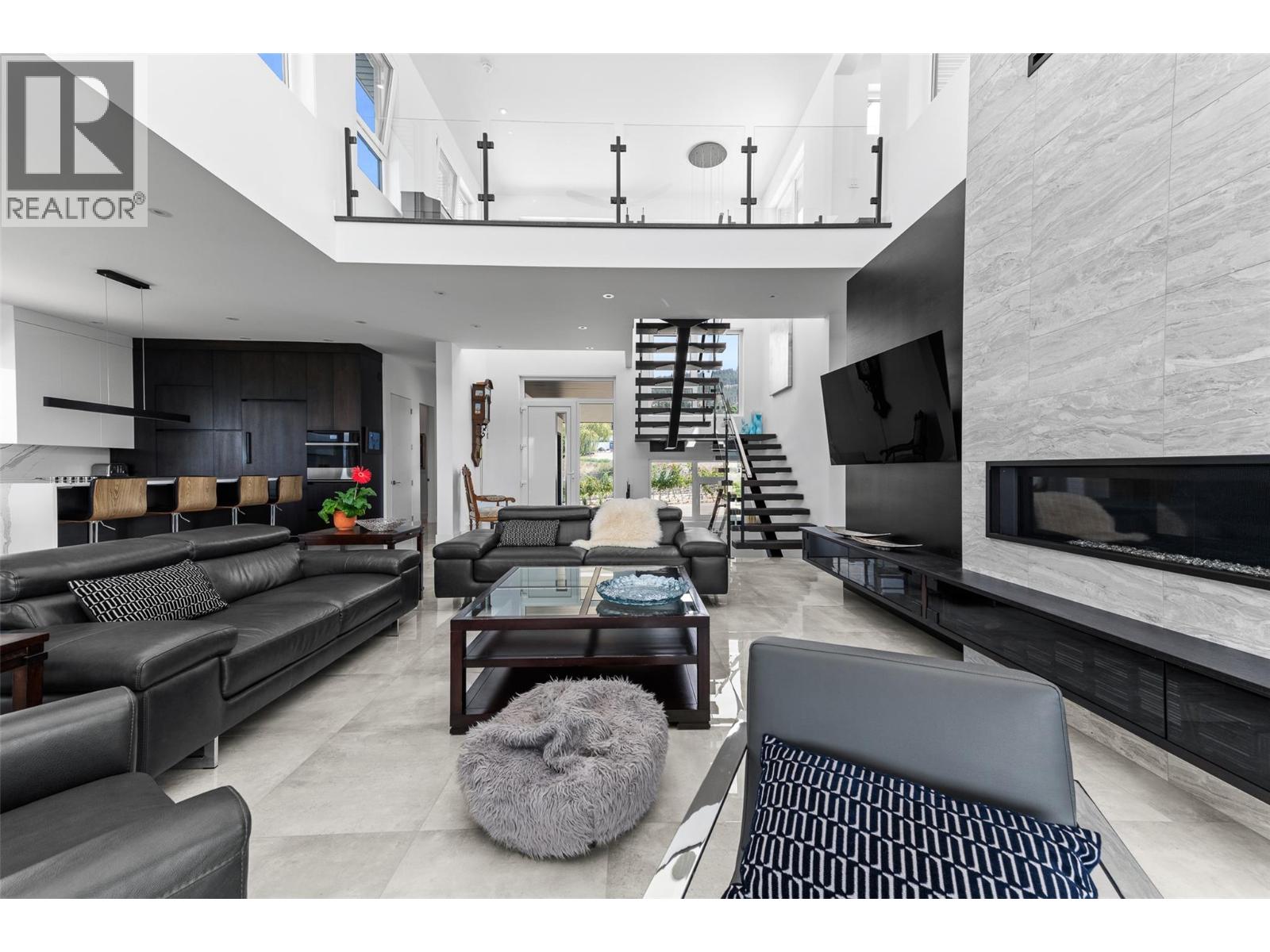 2805 Aikins Loop, Naramata