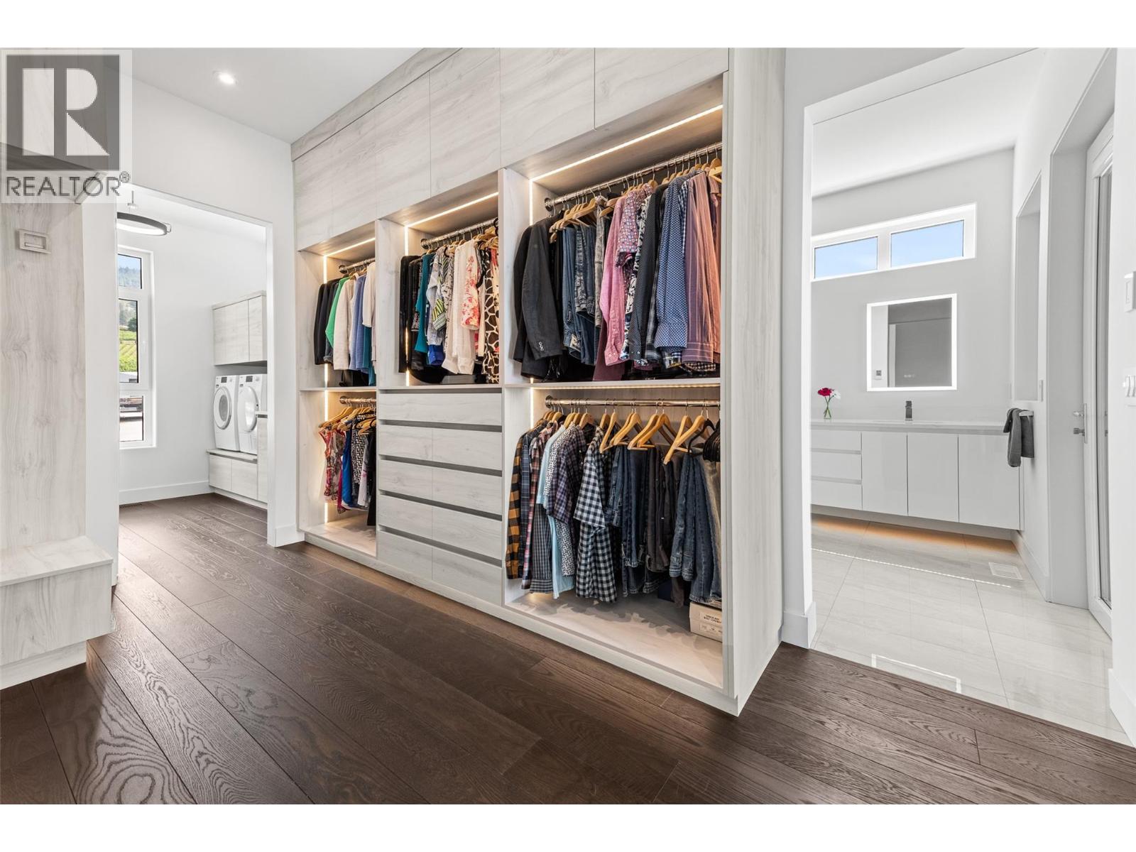 2805 Aikins Loop, Naramata