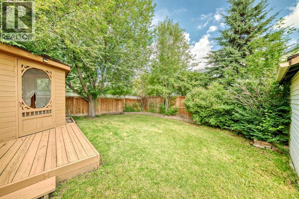 Single Family House for Sale in  Douglas Woods Hill SE Douglasdale/Glen Calgary 