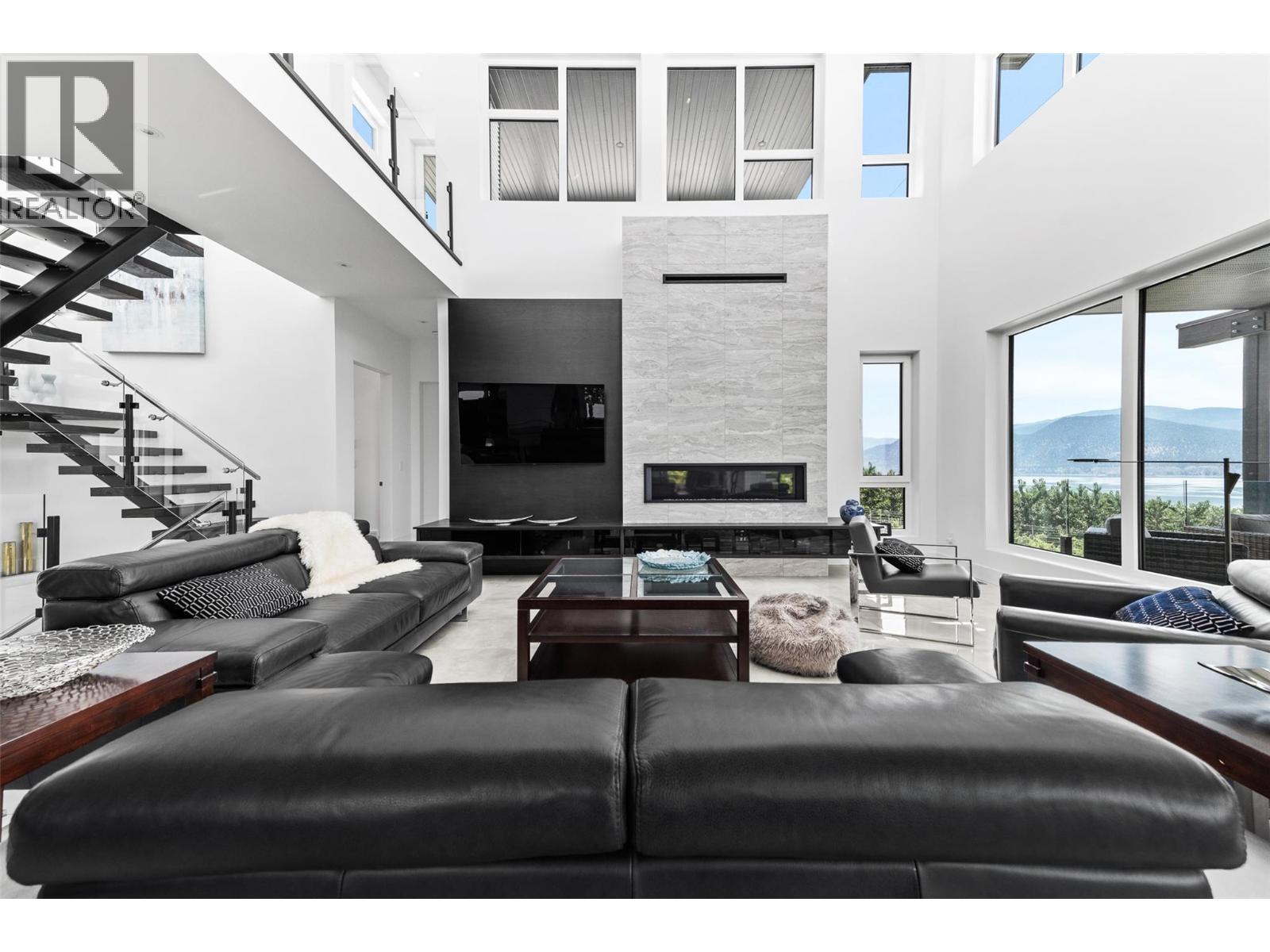 2805 Aikins Loop, Naramata