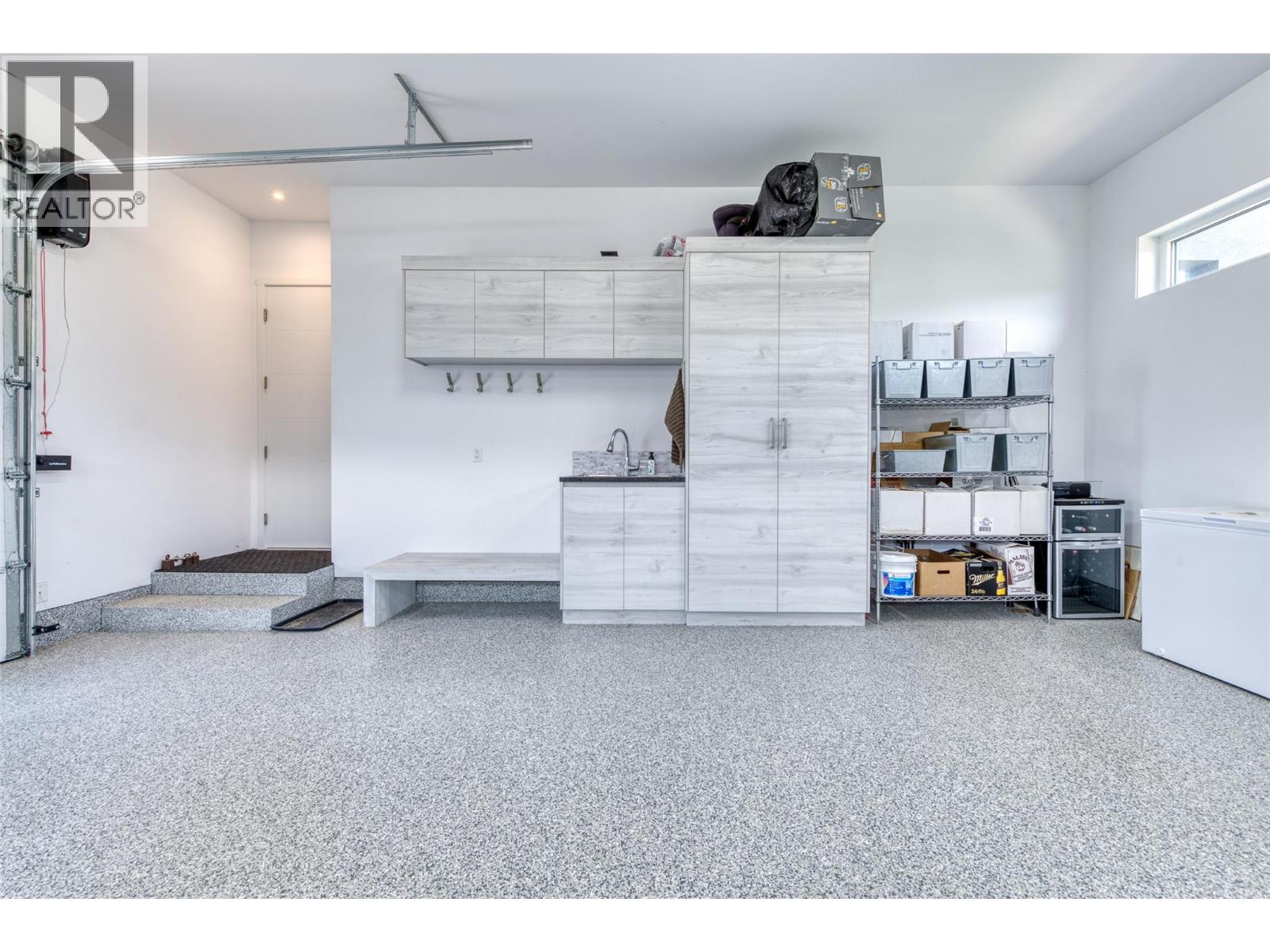 2805 Aikins Loop, Naramata