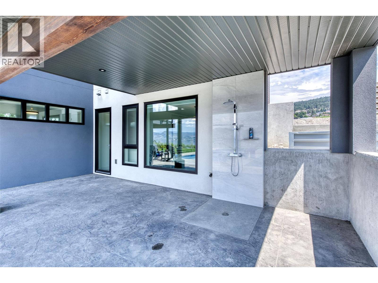 2805 Aikins Loop, Naramata