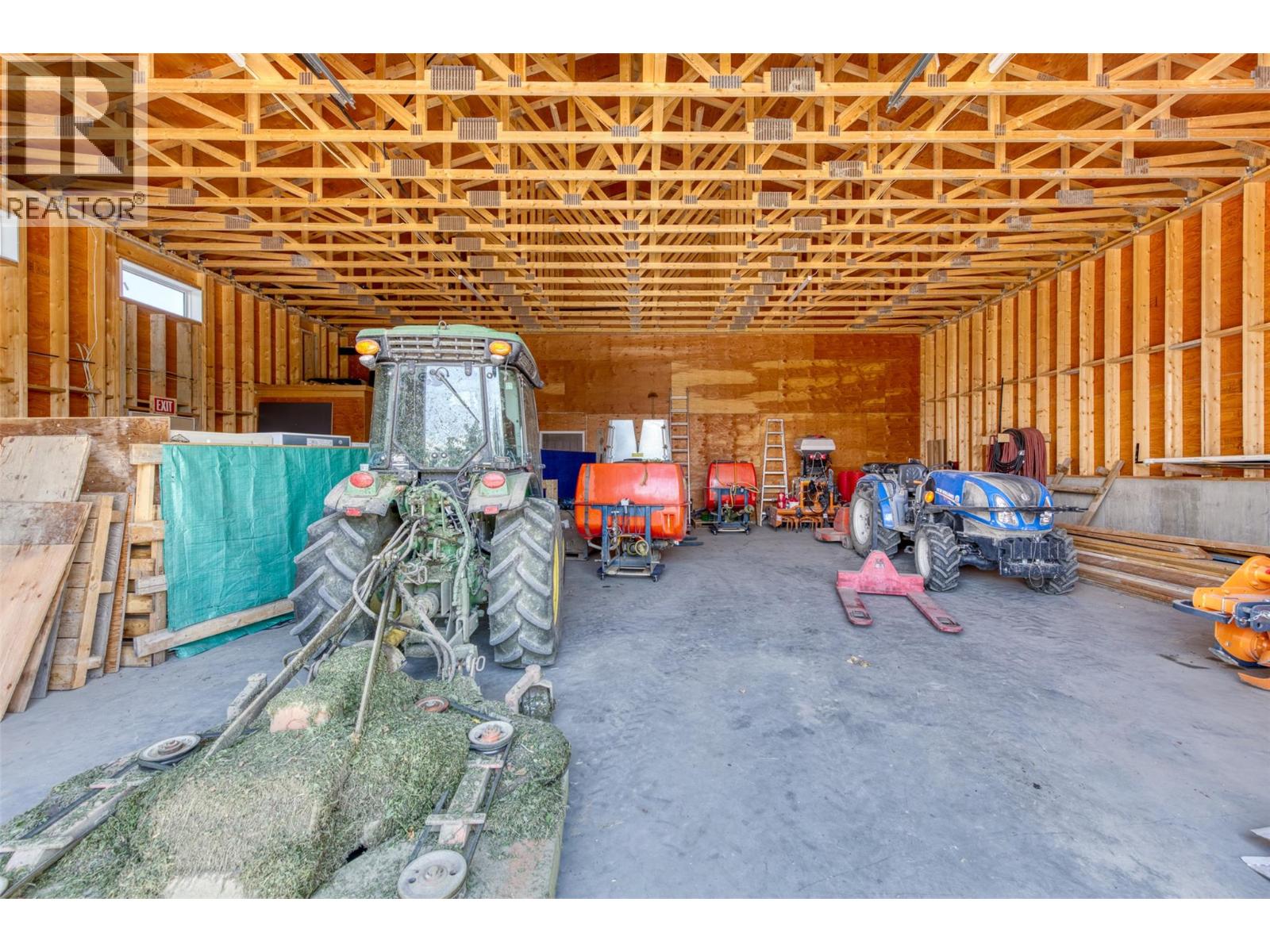 2805 Aikins Loop, Naramata