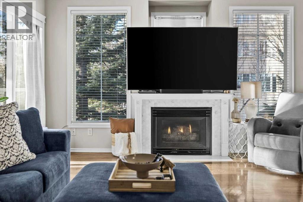 Single Family House Bungalow for Sale in  Edgeridge Terrace NW Edgemont Calgary 