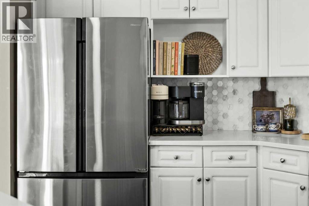 Single Family House Bungalow for Sale in  Edgeridge Terrace NW Edgemont Calgary 