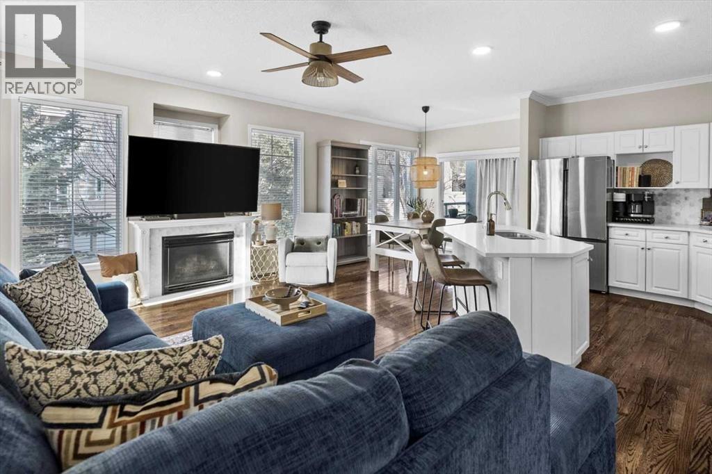 Single Family House Bungalow for Sale in  Edgeridge Terrace NW Edgemont Calgary 