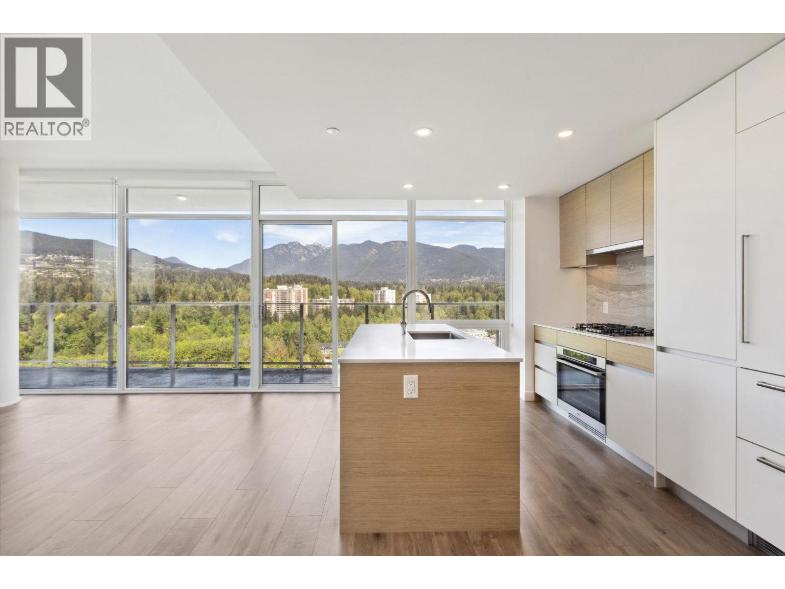 1708 200 KLAHANIE COURT, West Vancouver