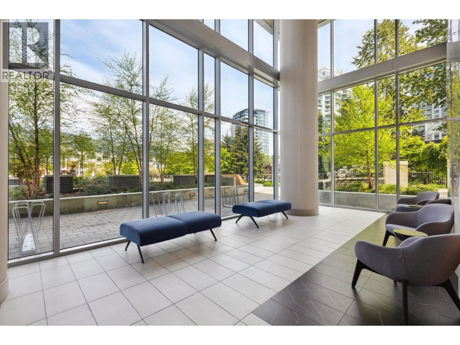 1708 200 KLAHANIE COURT, West Vancouver