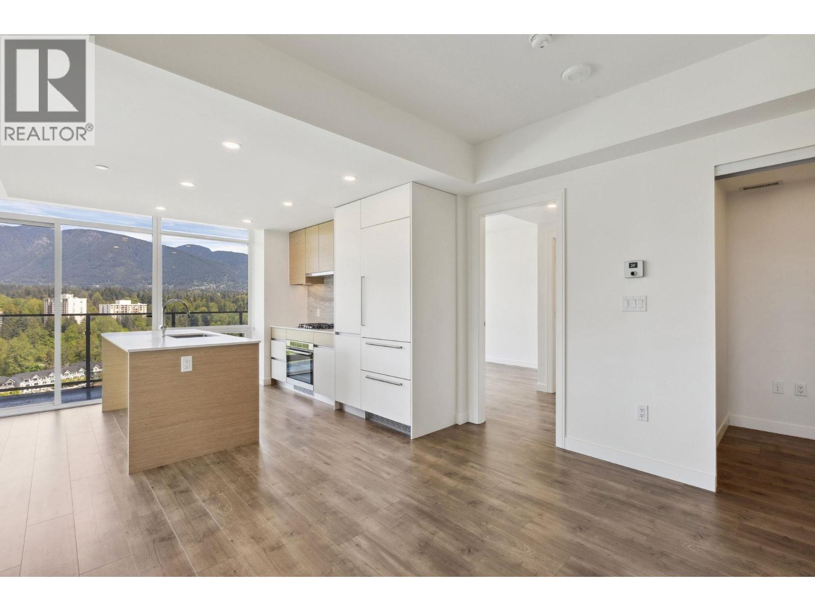 1708 200 KLAHANIE COURT, West Vancouver