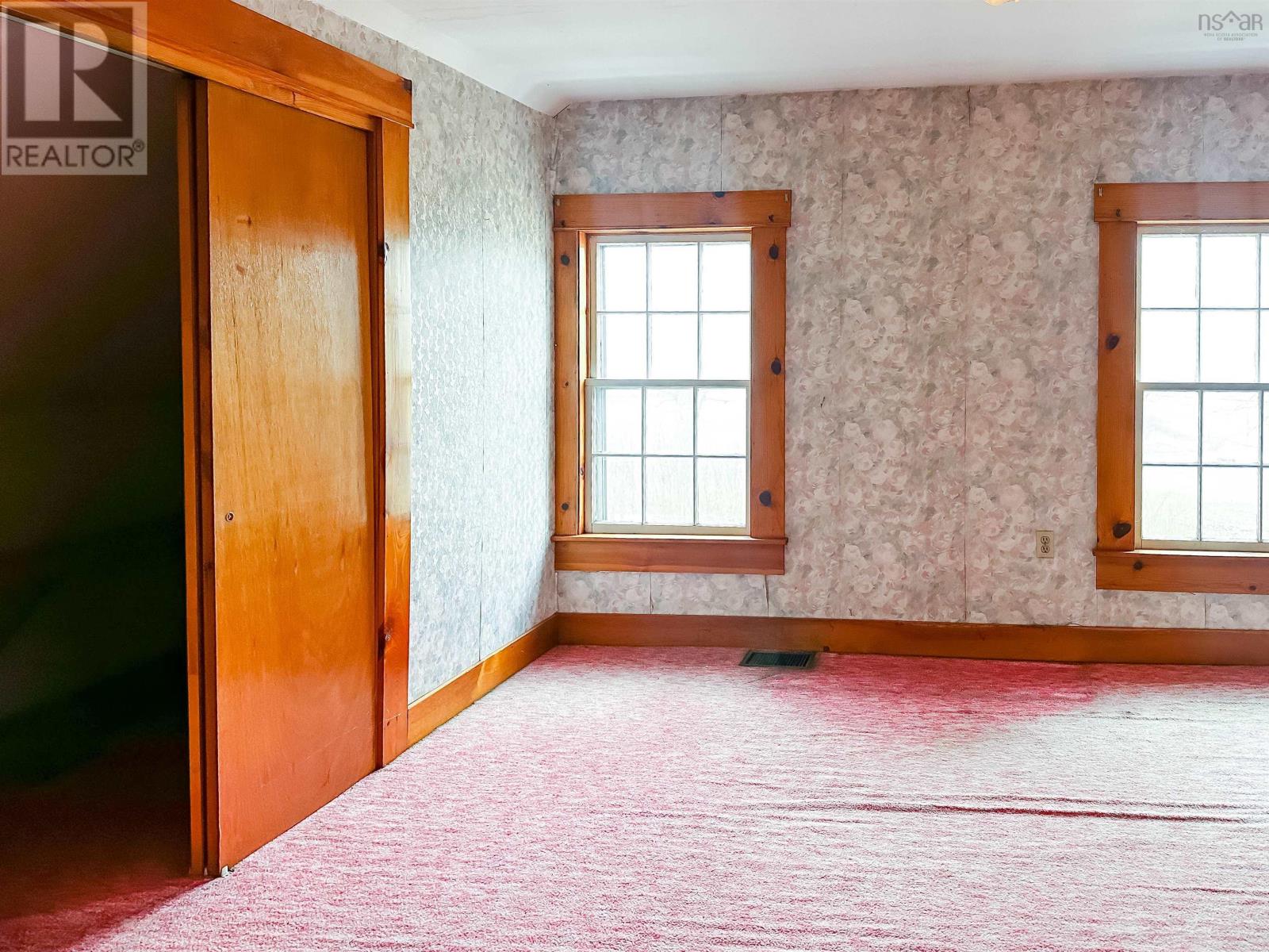 Single Family House for Sale in  Brooklyn Street Somerset 