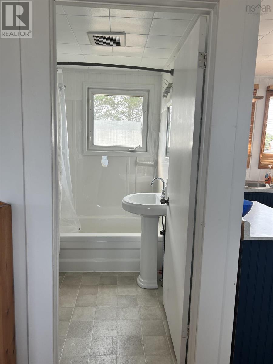 Property 7 of 21 of 107 Hamilton Lane