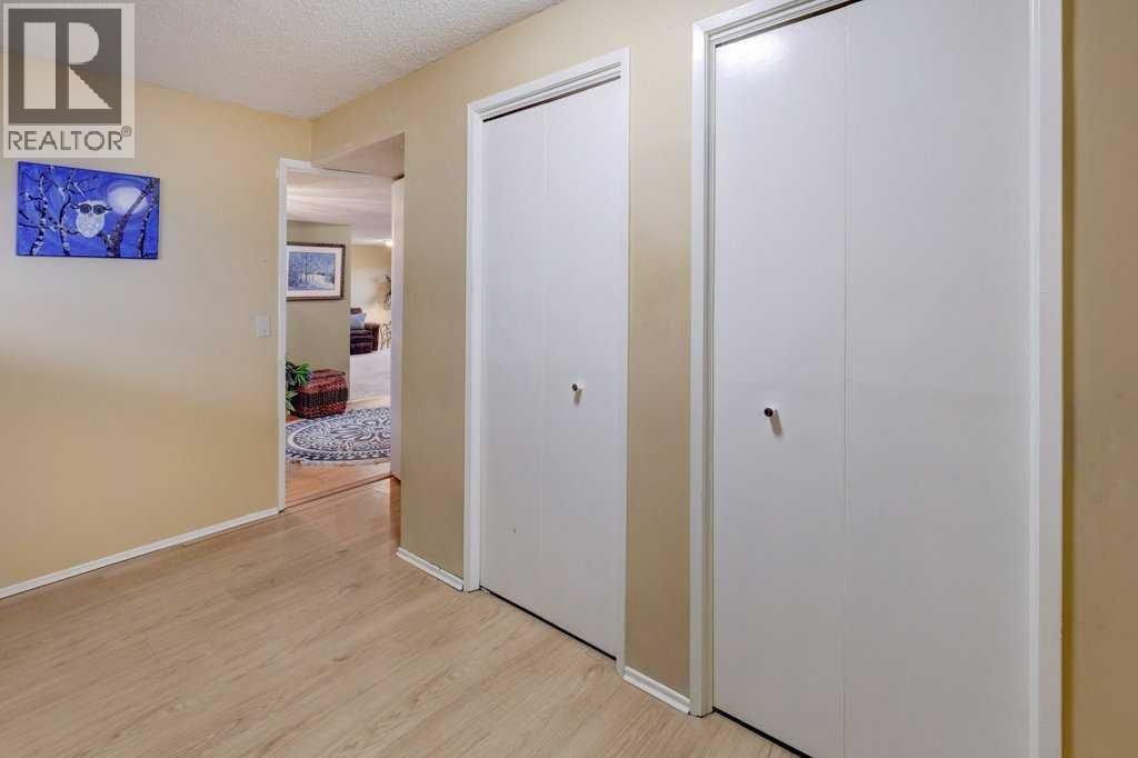 Single Family House Bi-level for Sale in   Street NE Whitehorn Calgary 