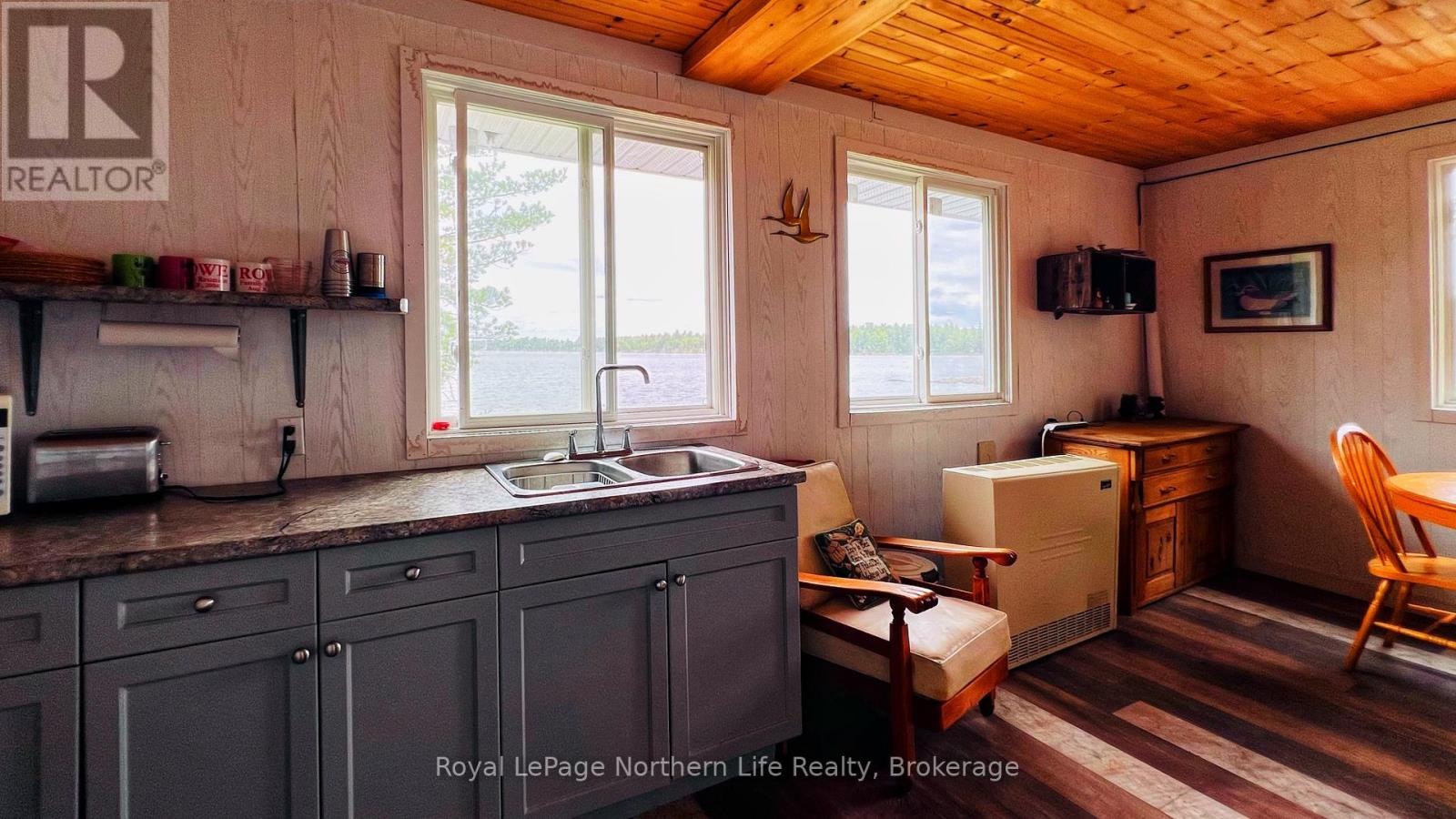 Single Family House Bungalow for Sale in N/A PARCEL  SEC NS Parry Sound Remote Area (Patterson) 