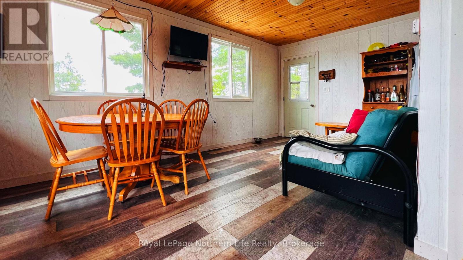Single Family House Bungalow for Sale in N/A PARCEL  SEC NS Parry Sound Remote Area (Patterson) 