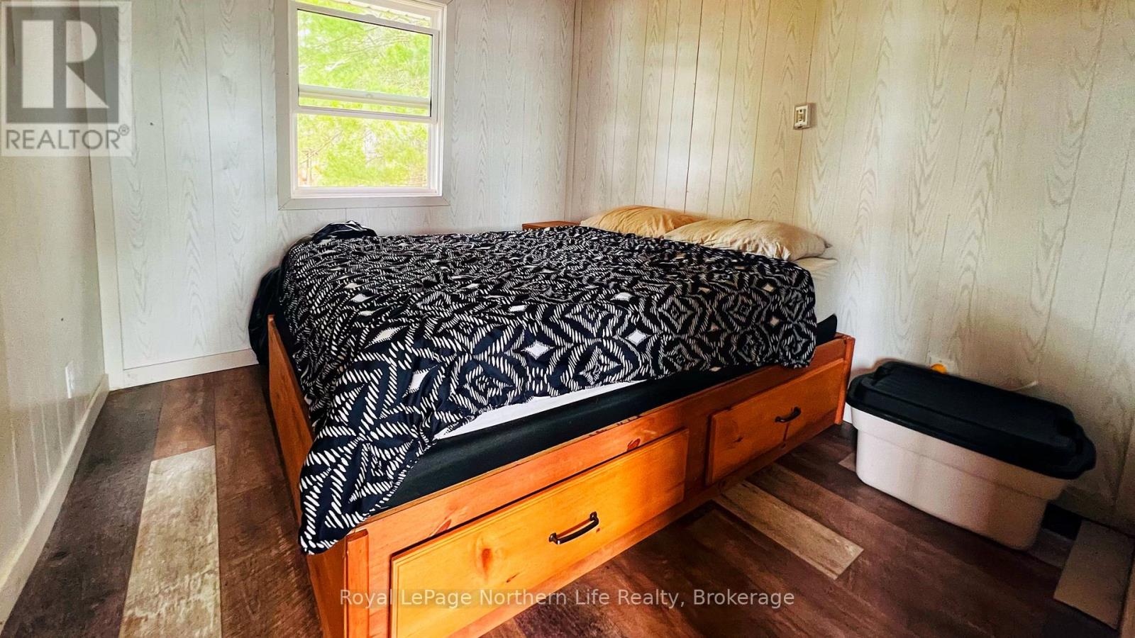 Single Family House Bungalow for Sale in N/A PARCEL  SEC NS Parry Sound Remote Area (Patterson) 