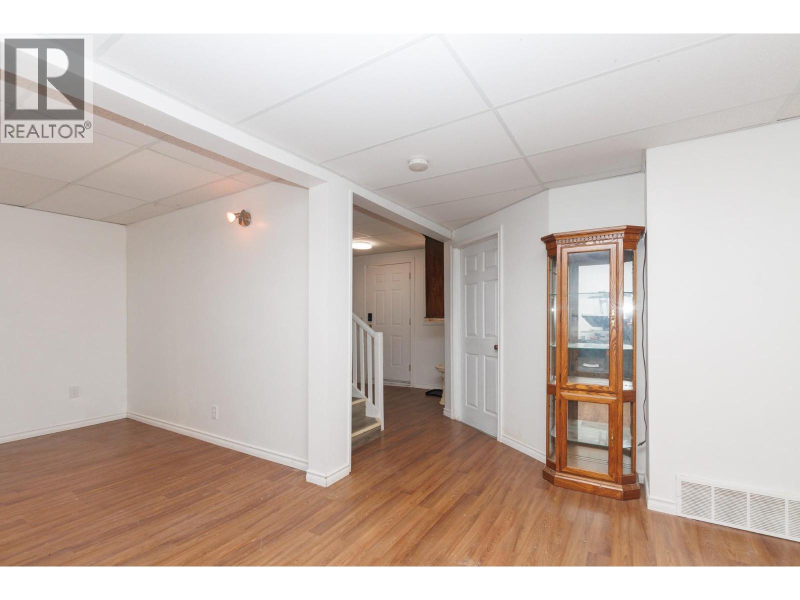  5246 Mayfair Road Southeast, Salmon Arm