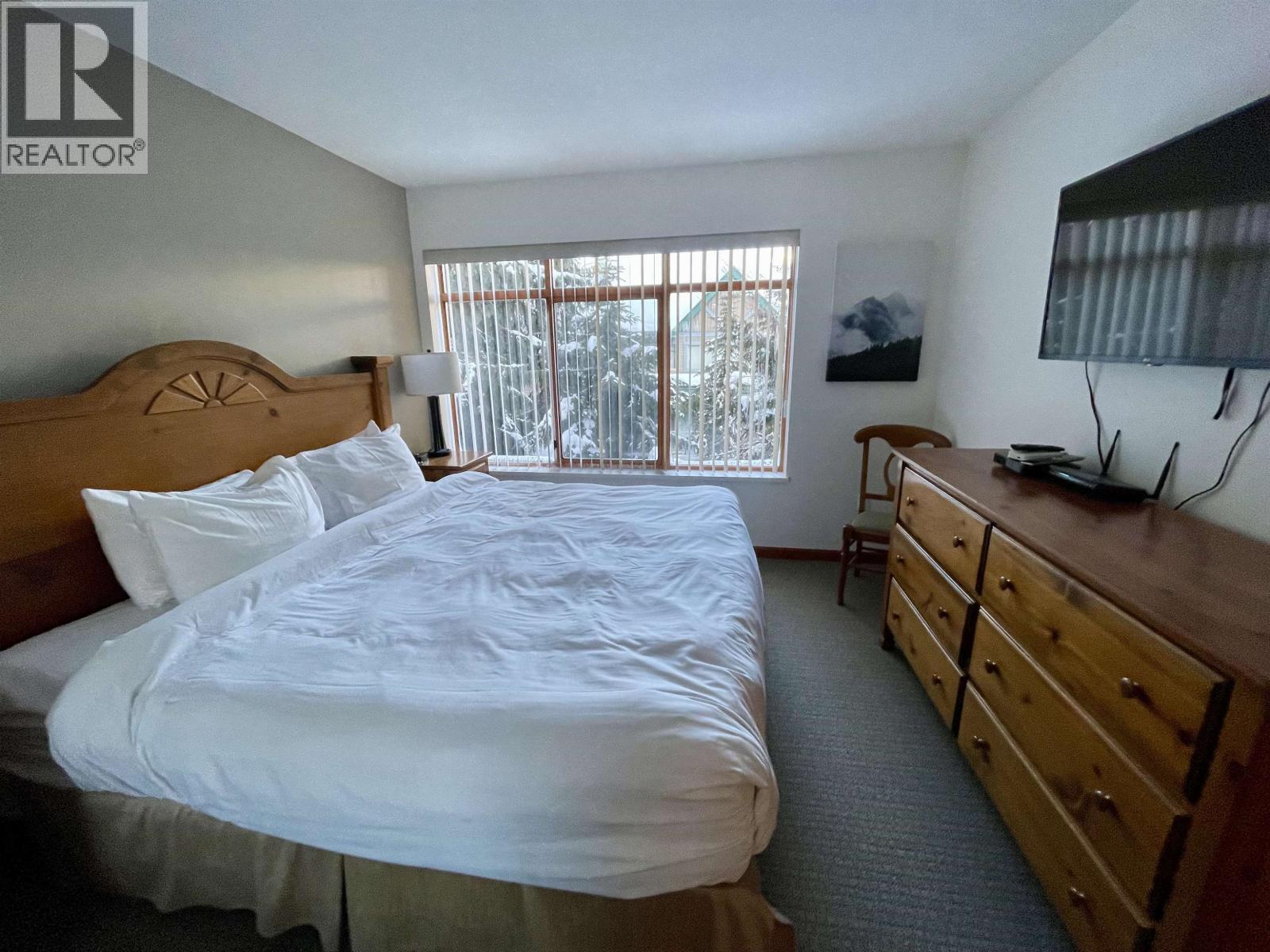 82 Wk 3&26-4355 NORTHLANDS BOULEVARD, Whistler