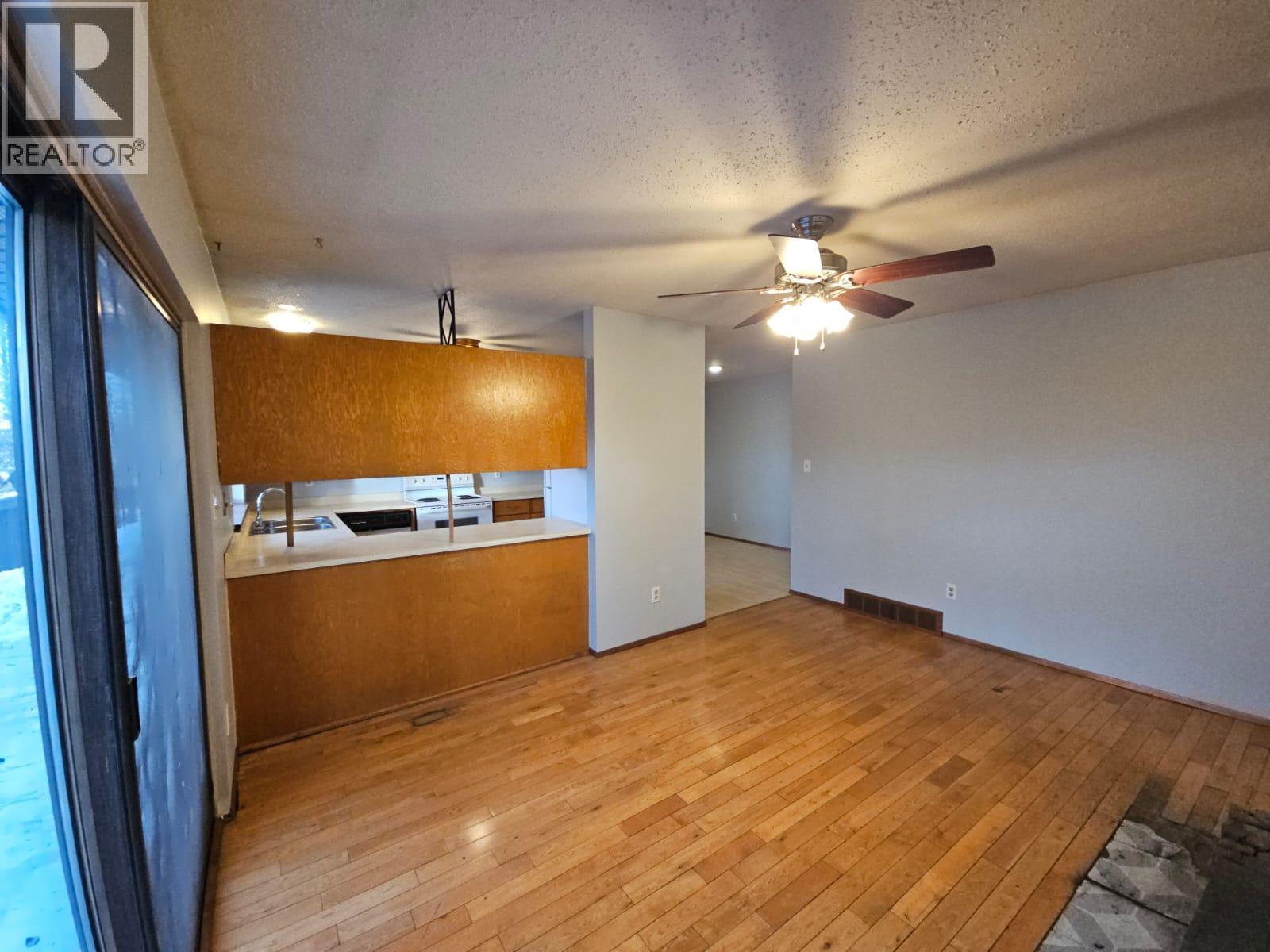 128 Kiskatinaw Crescent, Tumbler Ridge