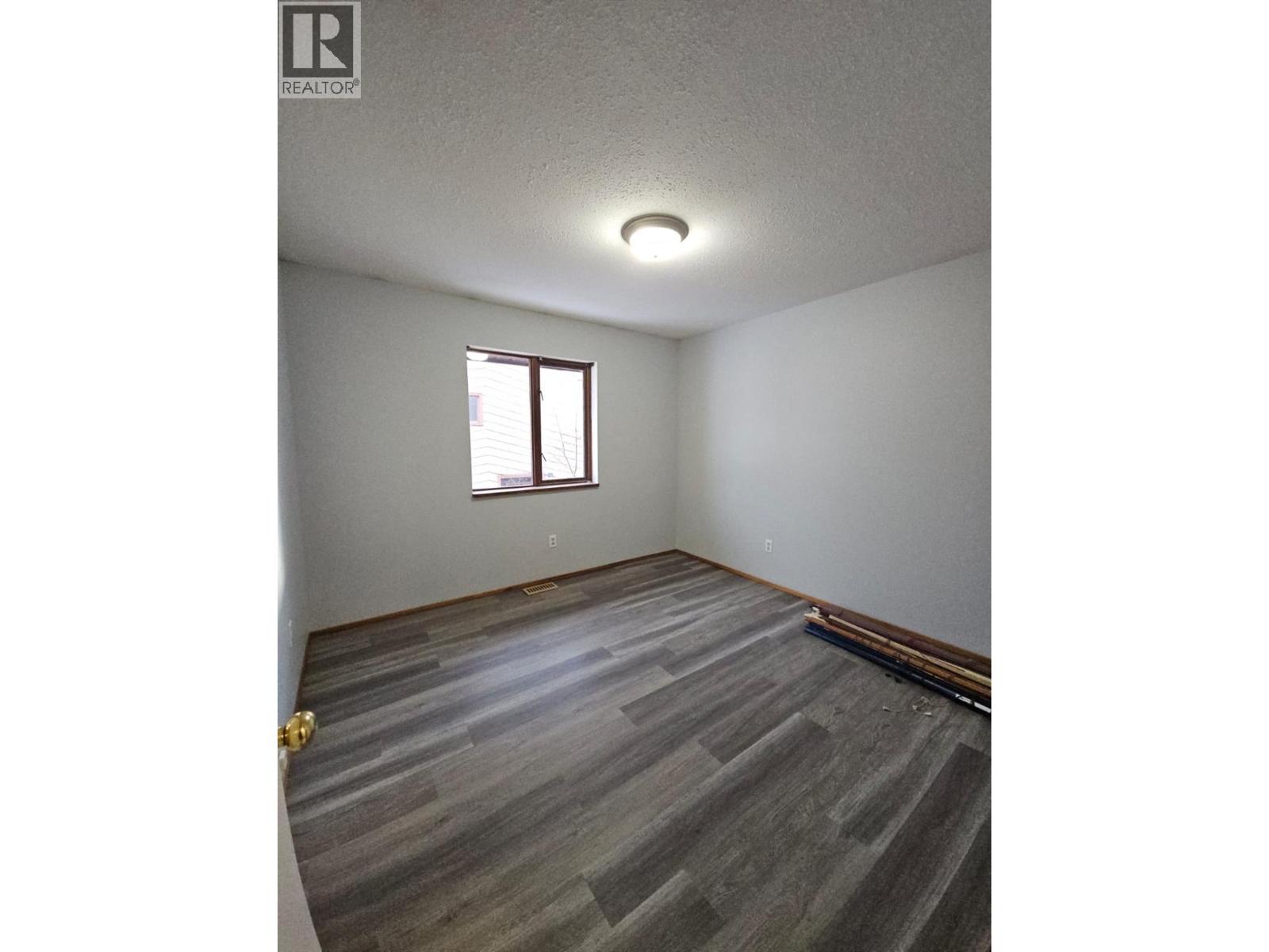 128 Kiskatinaw Crescent, Tumbler Ridge