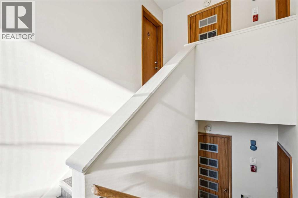 Multi-family House for Sale in   Avenue NW Tuxedo Park Calgary 