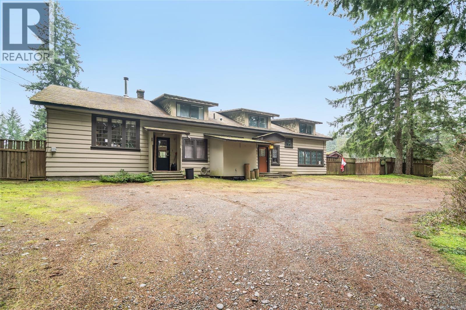 1980 Grafton Ave, Errington