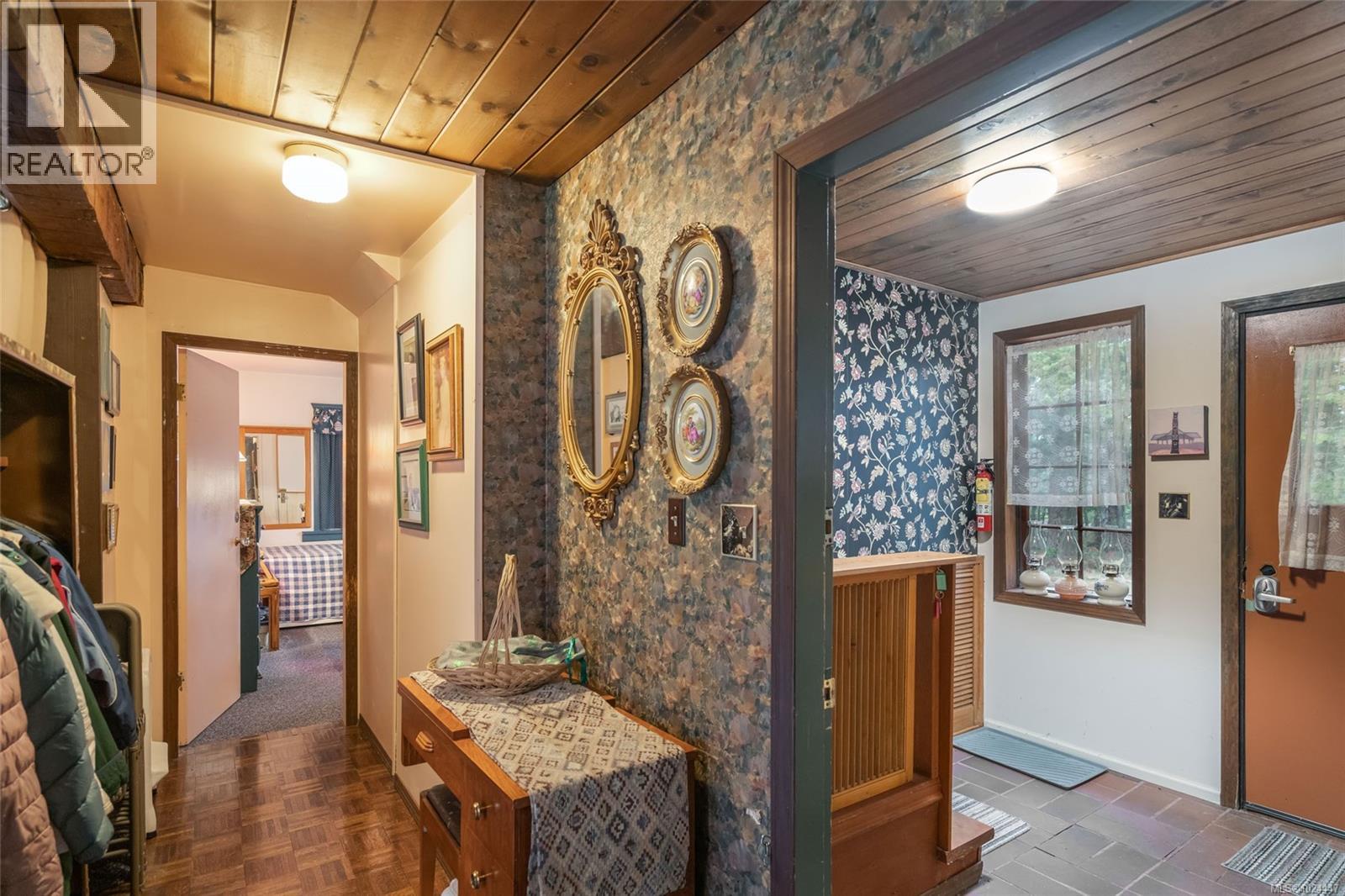 1980 Grafton Ave, Errington