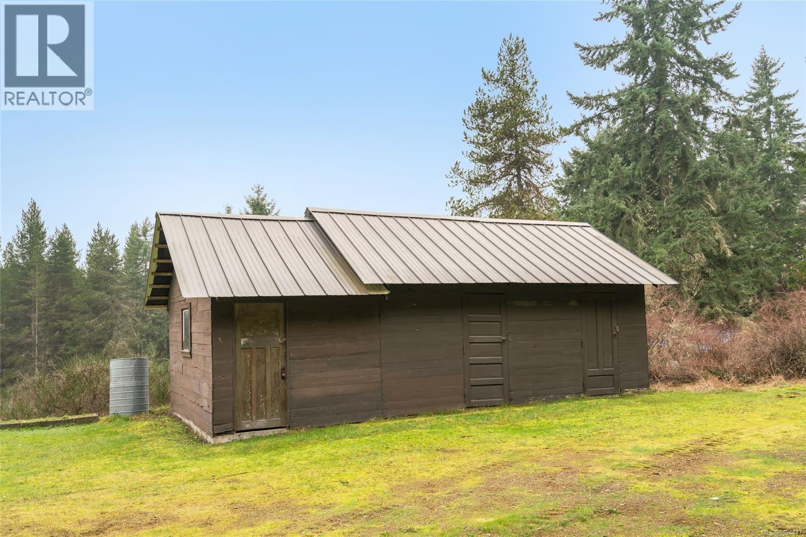 1980 Grafton Ave, Errington