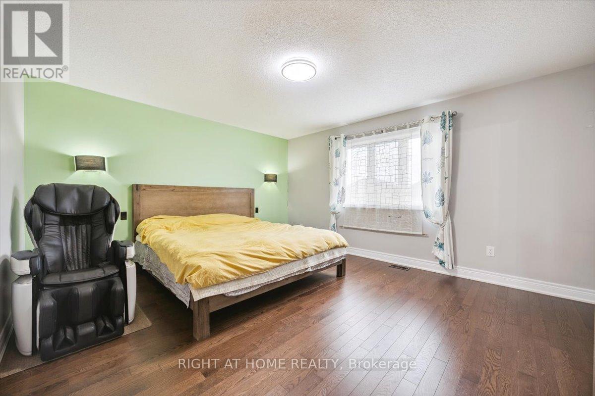 166 GARDINER DRIVE - 24