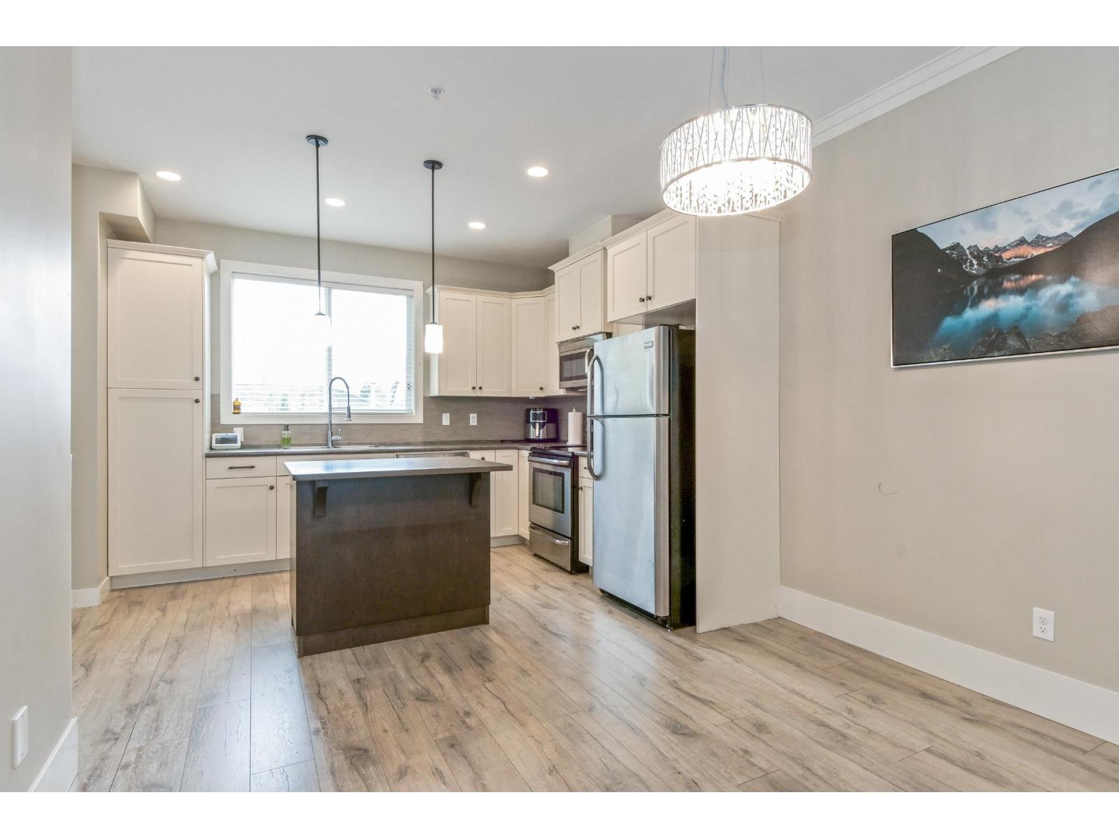 5 9270 BROADWAY STREET, Chilliwack Proper East, Chilliwack