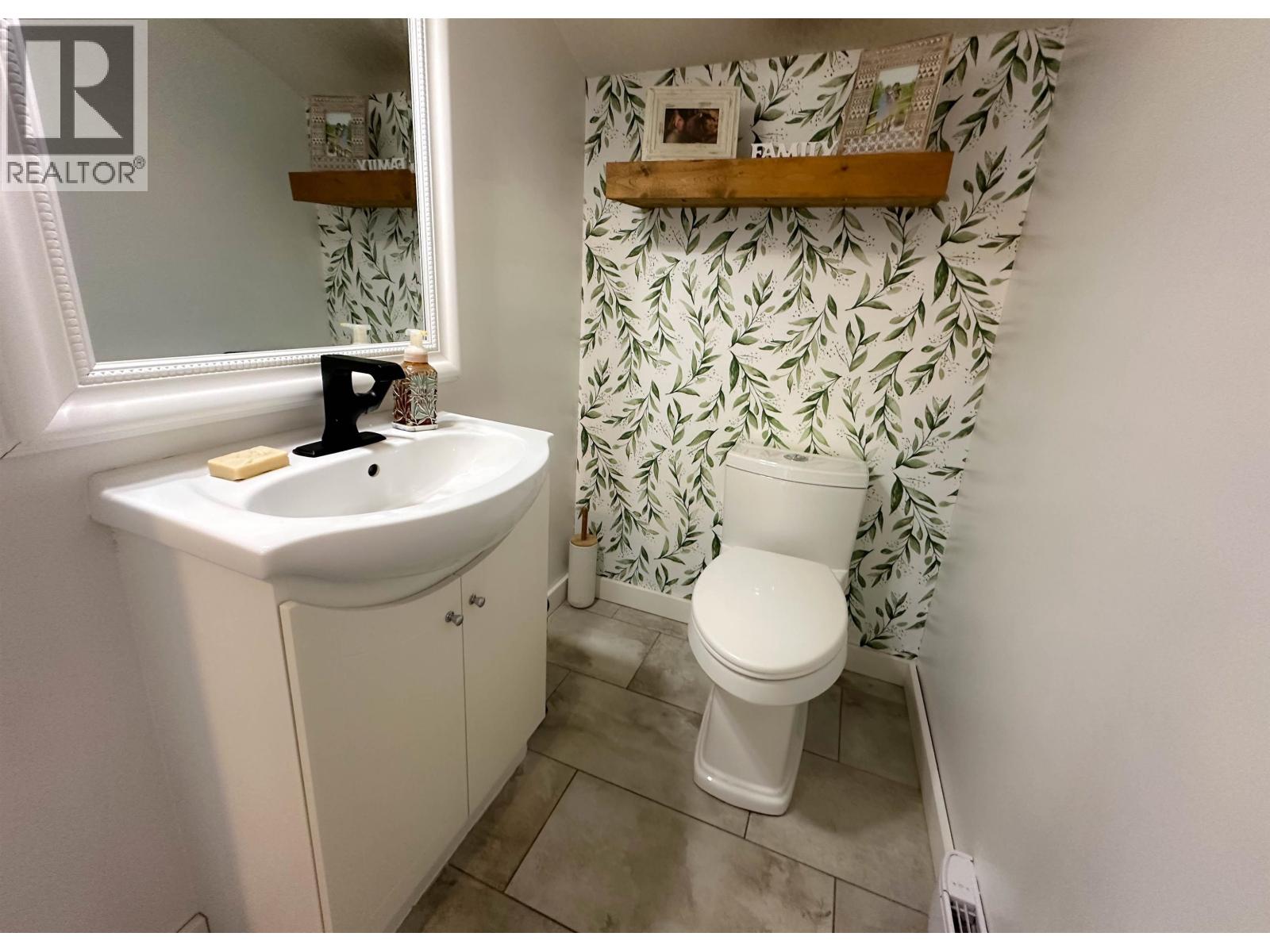 1215 CAMPBELL ROAD, Vanderhoof