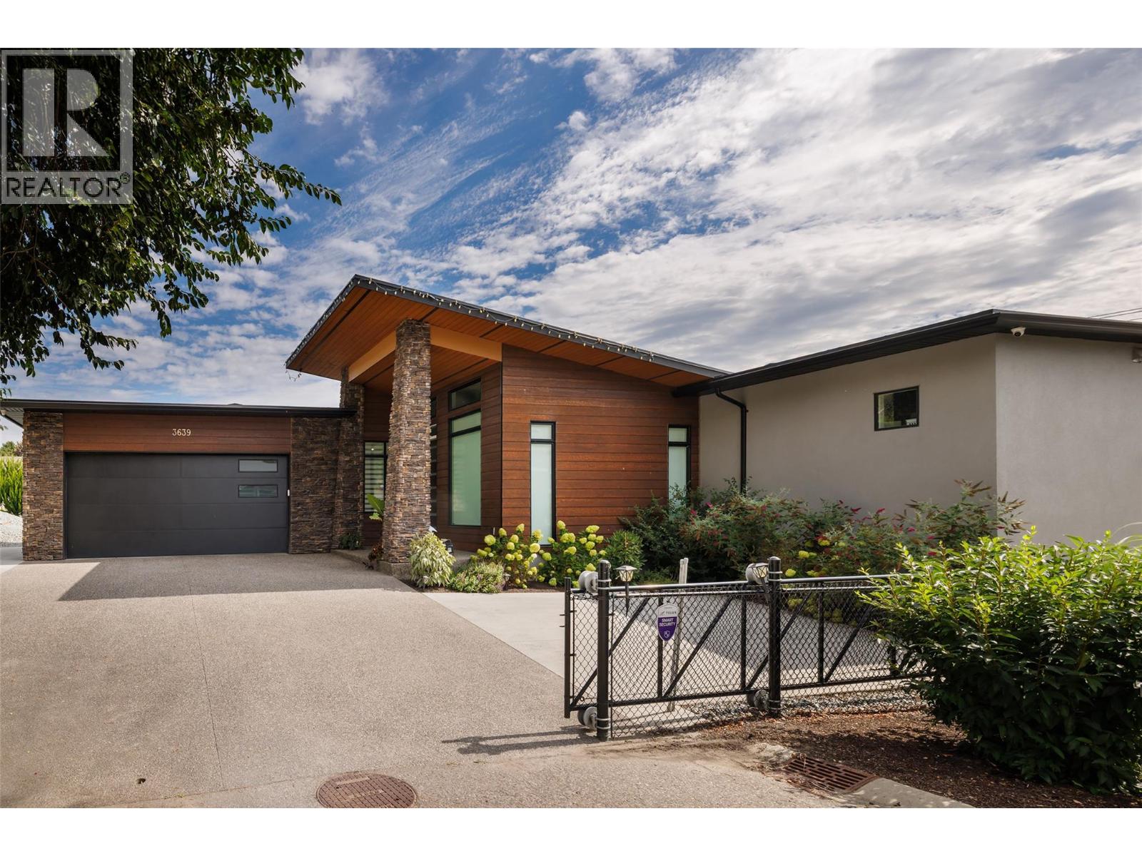 3639 Apple Way Boulevard, West Kelowna
