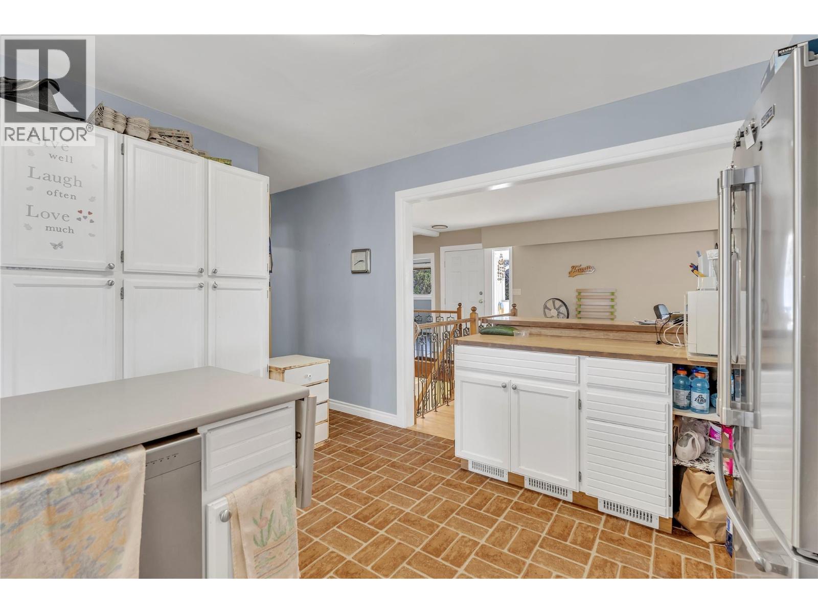 405 Grant Ave - 15