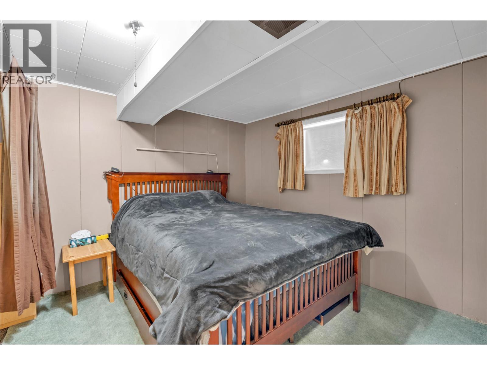 405 Grant Ave - 29