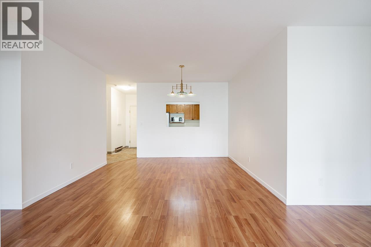 #208-4989 47 Avenue, Delta