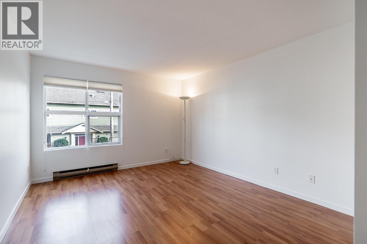 #208-4989 47 Avenue, Delta