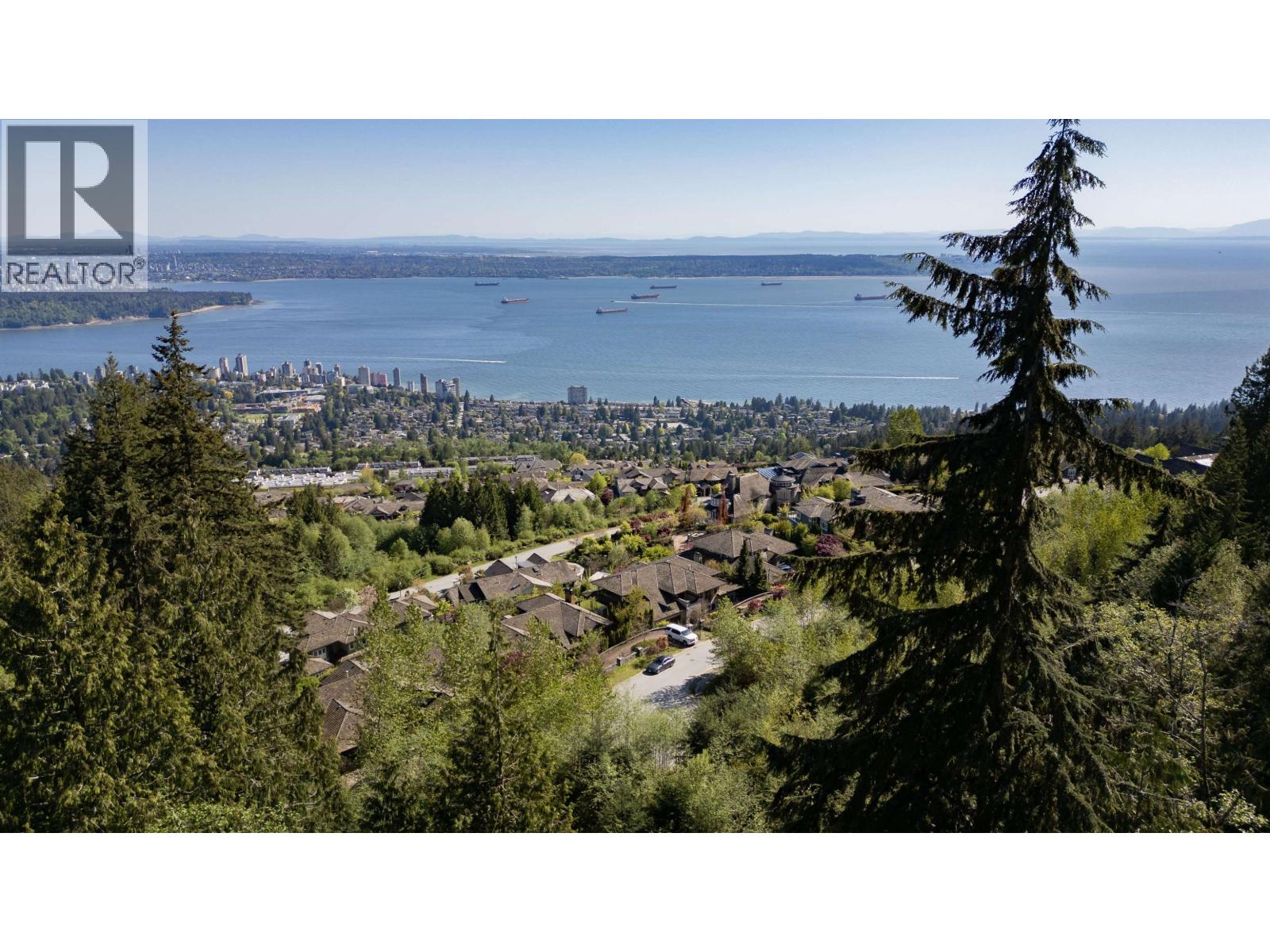 2307 KADLEC COURT, West Vancouver