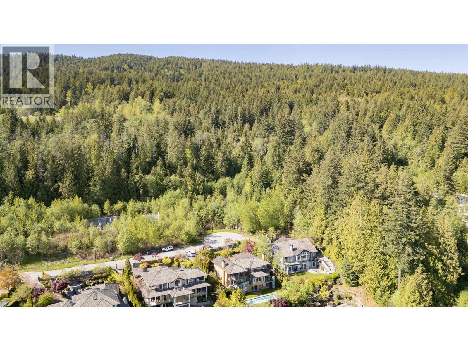 2307 KADLEC COURT, West Vancouver