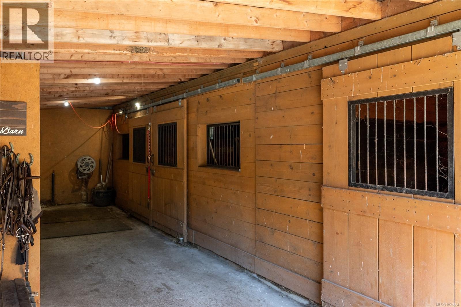 7727 SUPERIOR RD - 34