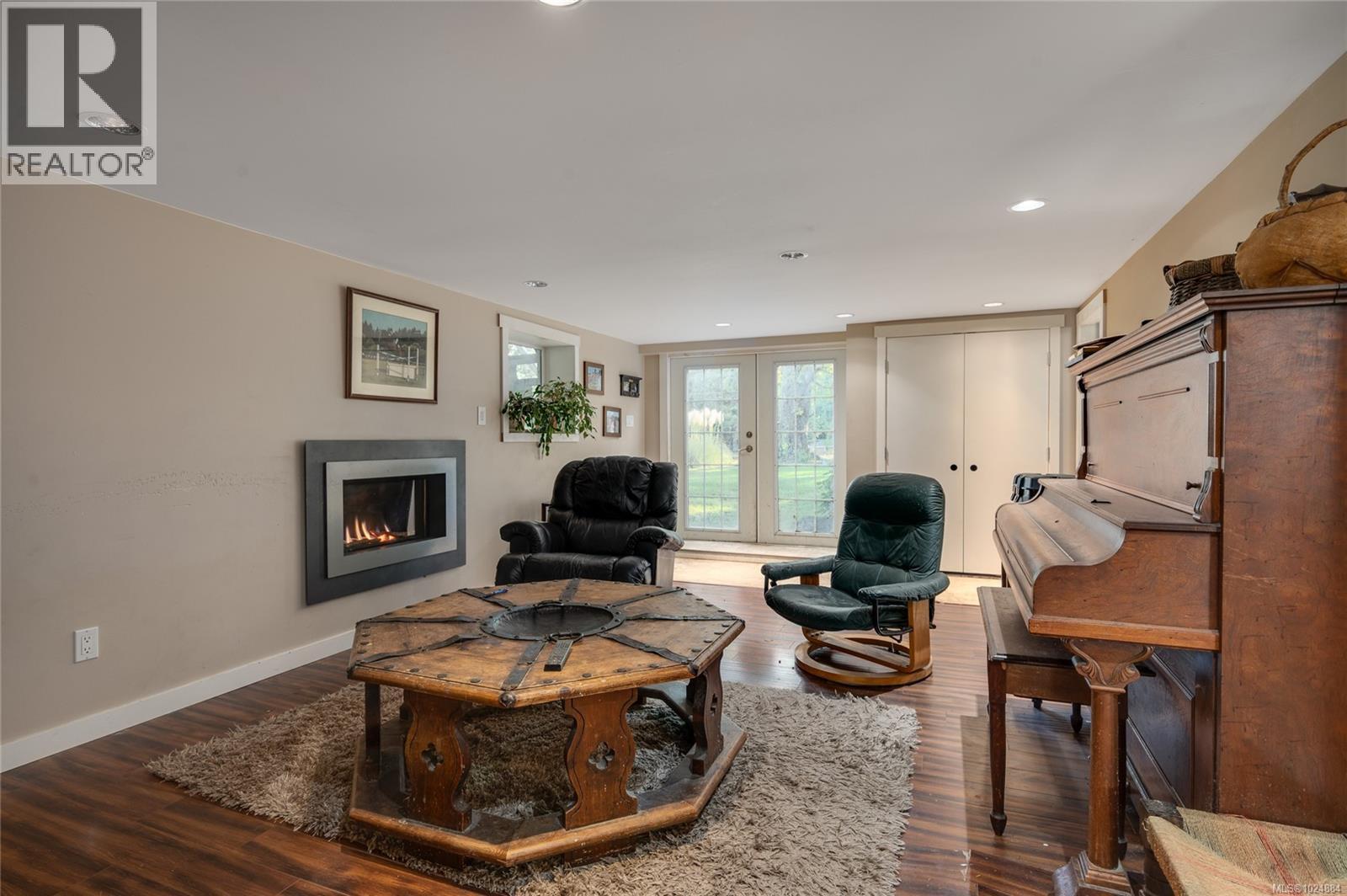 7727 Superior Rd - 24