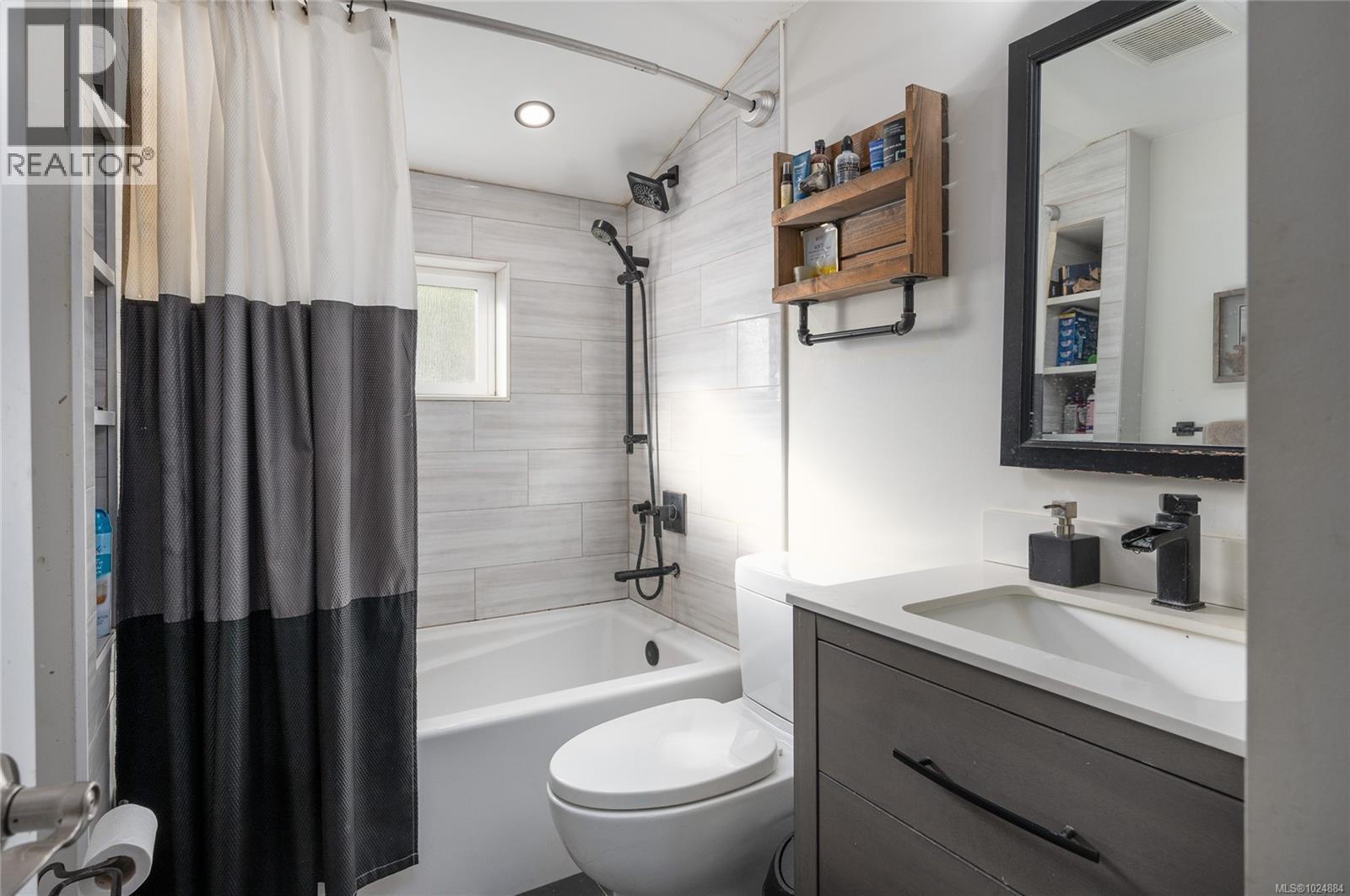 7727 SUPERIOR RD - 21