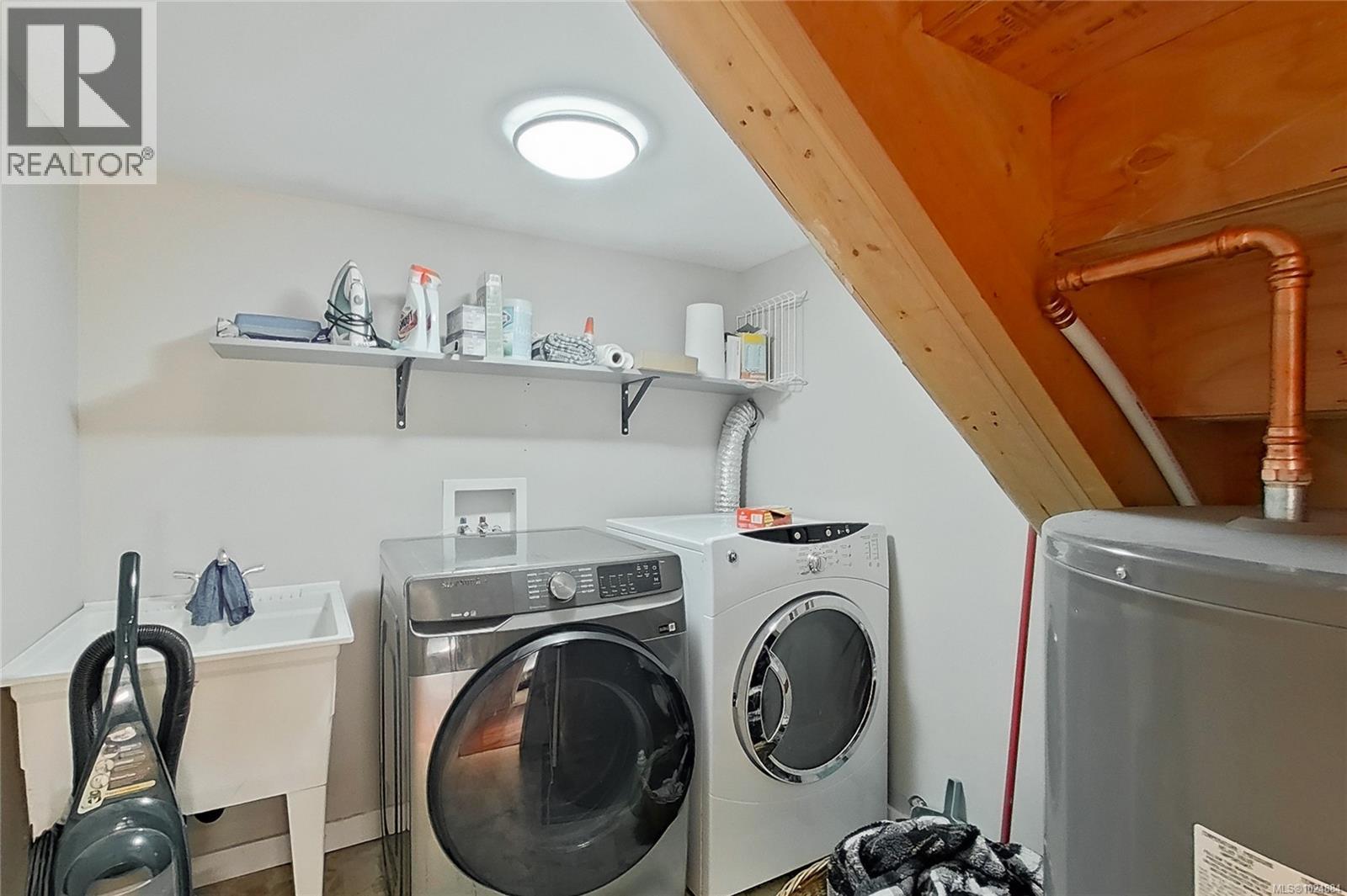 7727 SUPERIOR RD - 31