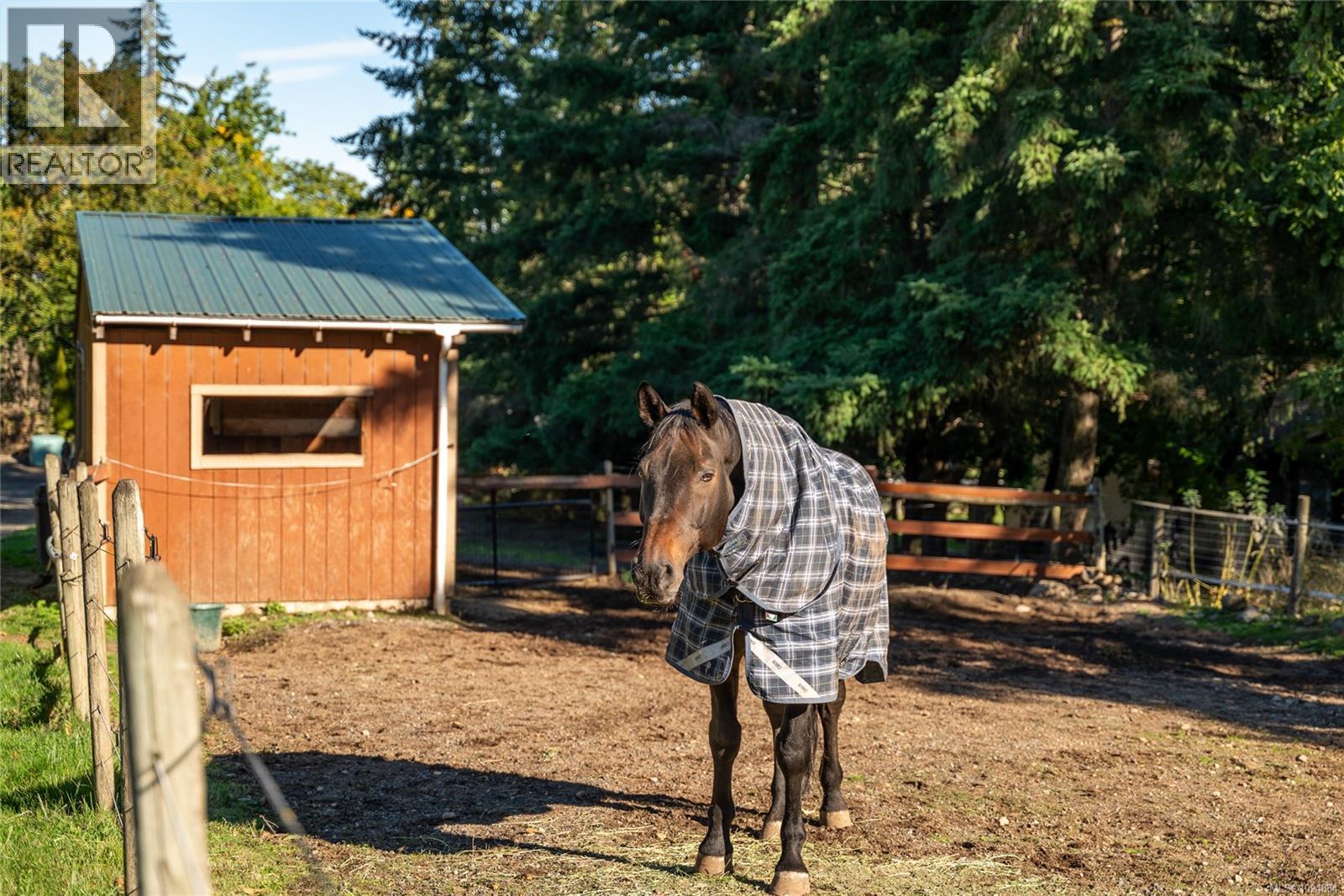 7727 SUPERIOR RD - 40