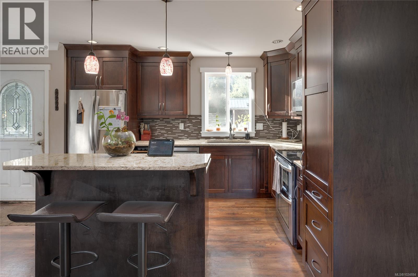 7727 Superior Rd - 9