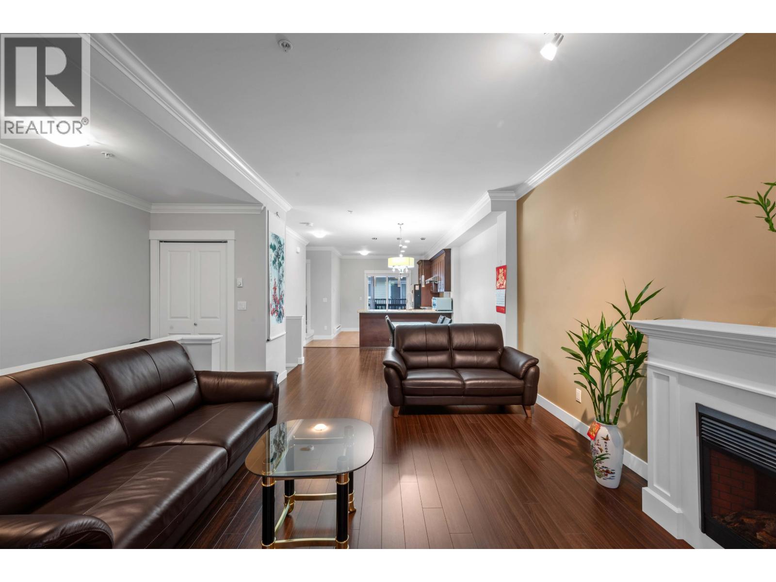 25 1130 EWEN AVENUE, New Westminster