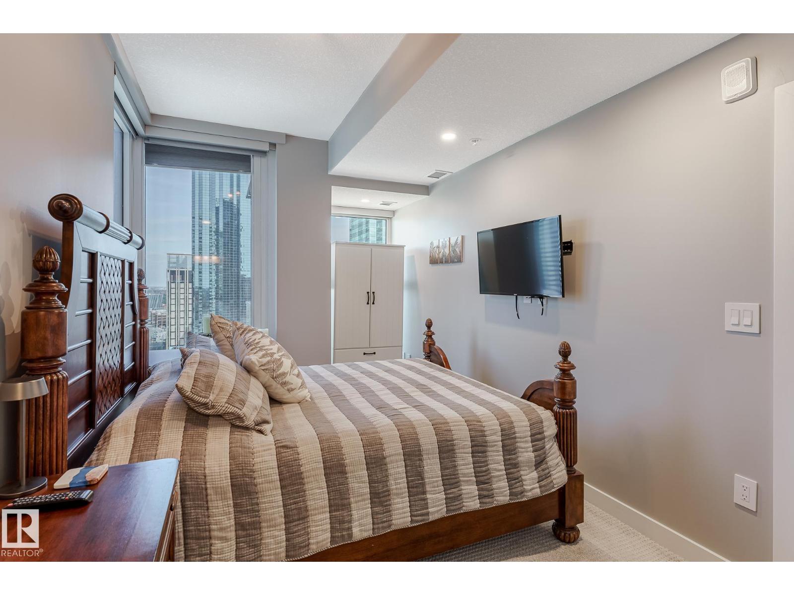 #1904 10180 103 ST NW - 24