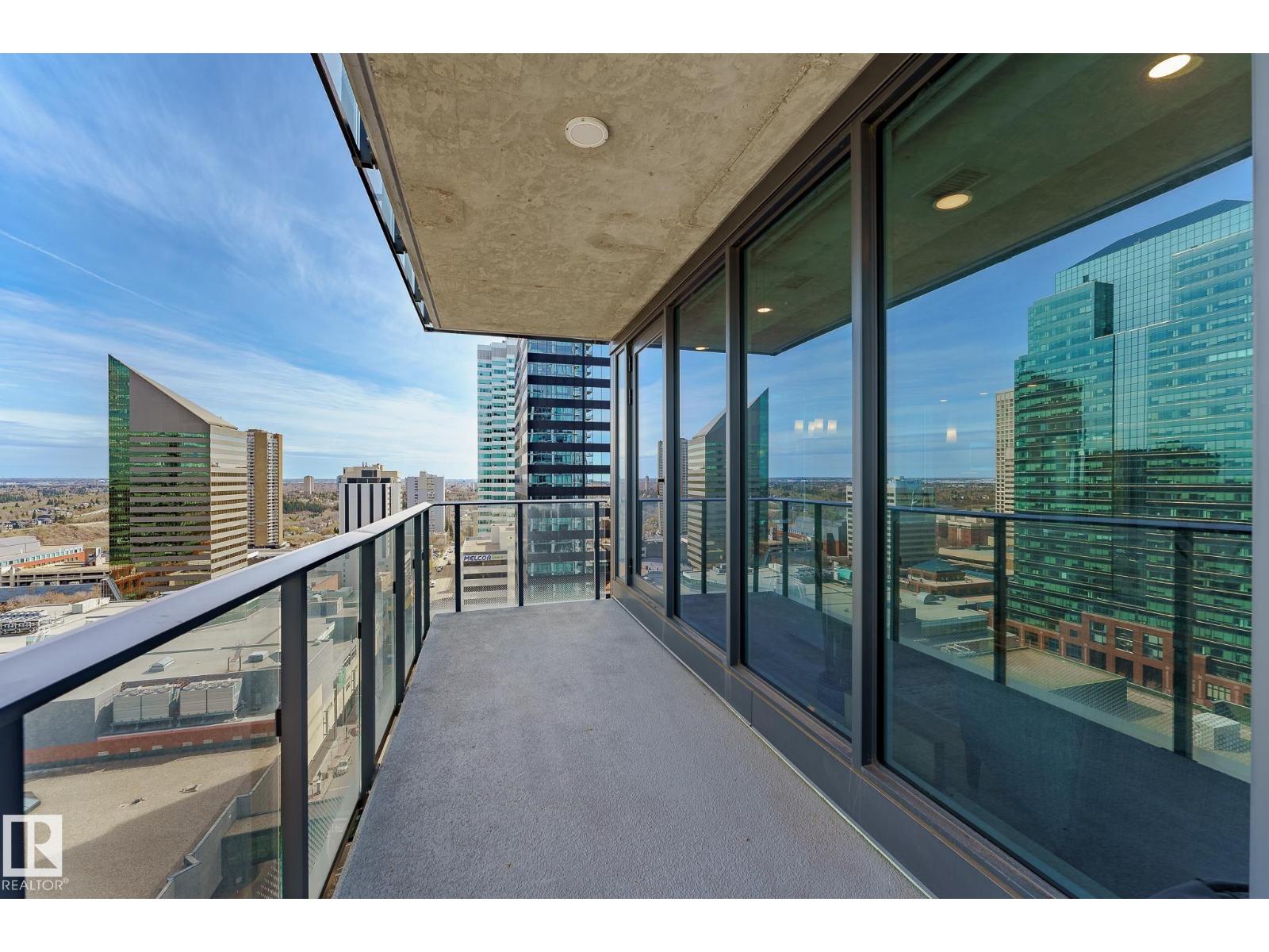 #1904 10180 103 ST NW - 34